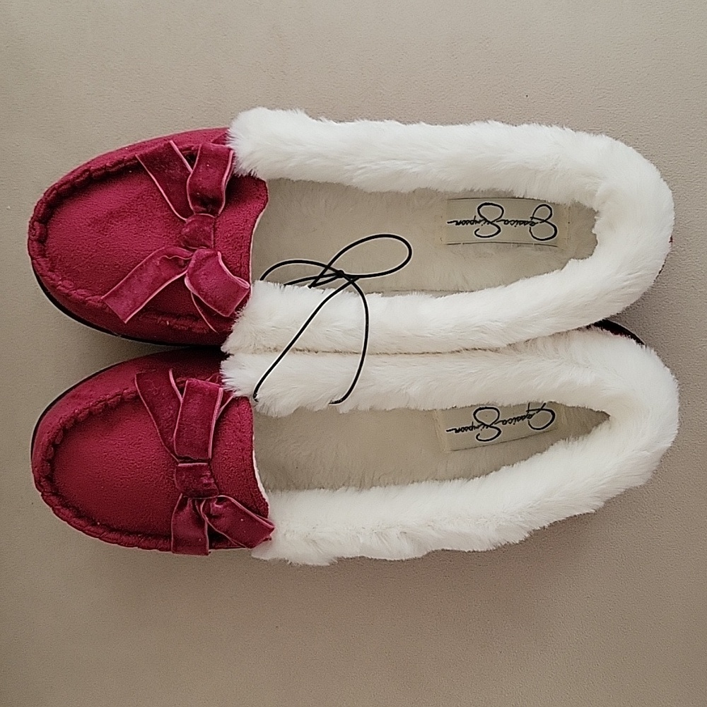Jessica Simpson NWOT Slippers